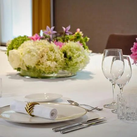 The Ritz-carlton De La Paix, 5* Genf